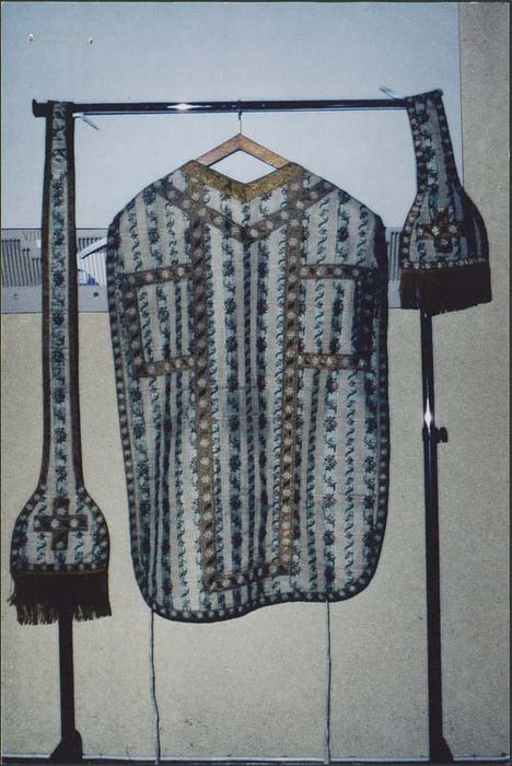 chasuble, étole et manipule