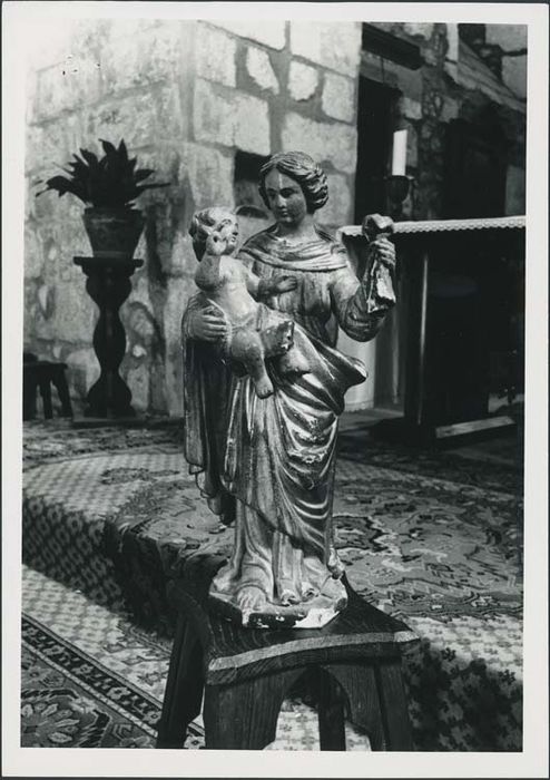 statue (statuette) : Vierge à l'Enfant