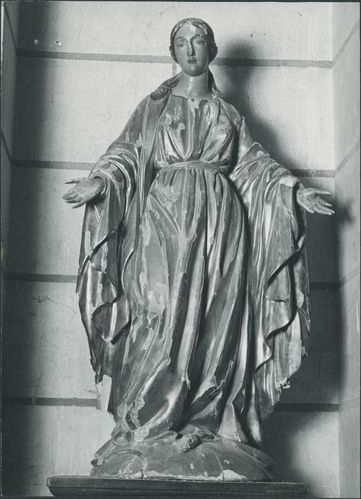 statue : Vierge - © Ministère de la Culture (France), Médiathèque de l'architecture et du patrimoine, Diffusion RMN-GP 