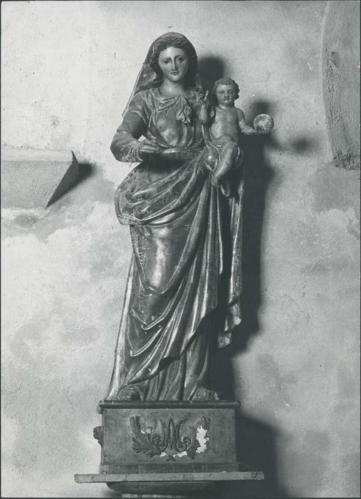 Statue : Vierge à l'Enfant