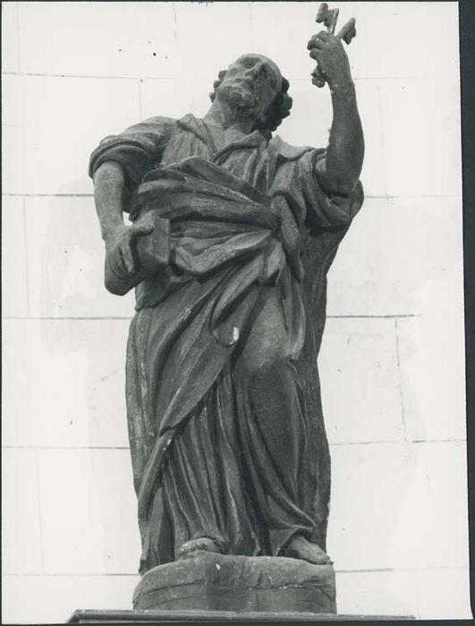 statue : Saint Pierre