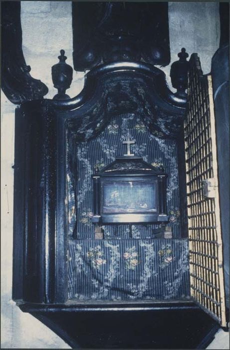 Armoire et reliquaire de saint Sacerdos