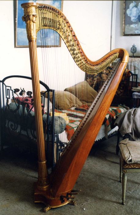 harpe à pédales style Empire - © Ministère de la Culture (France), Médiathèque du patrimoine et de la photographie, Tous droits réservés