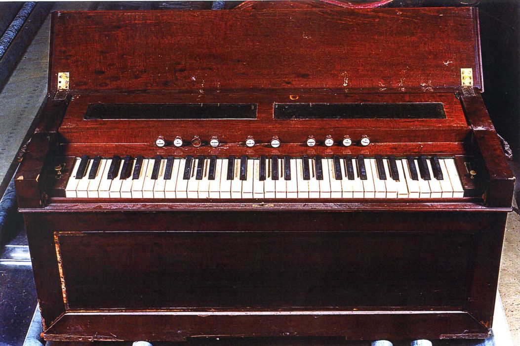 harmonium dit orgue expressif - © Ministère de la Culture (France), Médiathèque du patrimoine et de la photographie, Tous droits réservés 