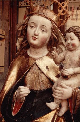 statue : Vierge à l'Enfant, partie haute, visage de la vierge et enfant Jésus bénissant, après restauration