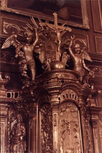 tabernacle, détail du crucifix, après restauration - © Ministère de la Culture (France), Médiathèque du patrimoine et de la photographie (objets mobiliers), tous droits réservés