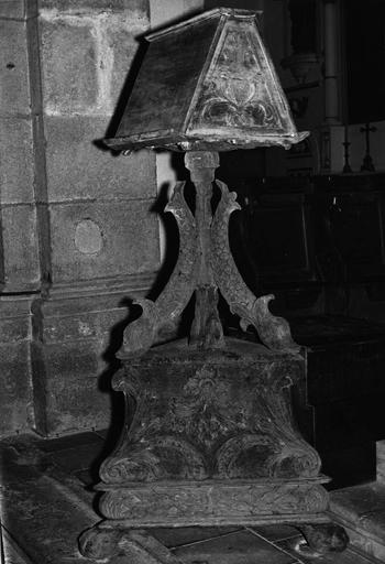 lutrin, bois sculpté, 17e siècle, après restauration - © Ministère de la Culture (France), Médiathèque du patrimoine et de la photographie (objets mobiliers), tous droits réservés