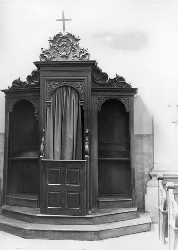 confessionnal (latéral droit), bois sculpté, 18e siècle