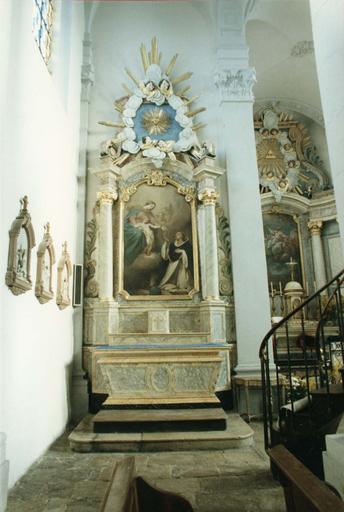 autel et retable latéral gauche, tableau : Le Rosaire, 19e siècle, après restauration