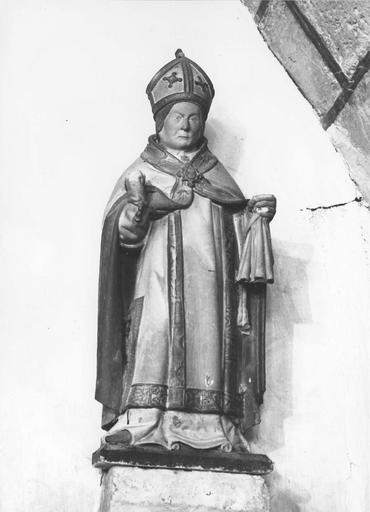 statue : Saint Urbain, pierre polychrome, début 16e siècle