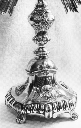 ostensoir, 17e siècle - © Ministère de la Culture (France), Médiathèque du patrimoine et de la photographie (objets mobiliers), tous droits réservés