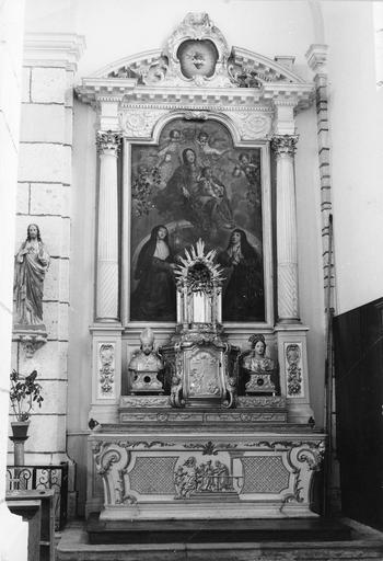 autel, tabernacle et retable latéral droit, tableau : La Vierge à l'Enfant entre sainte Claire et sainte Colette