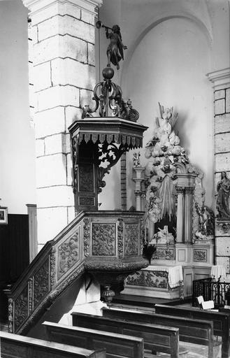 chaire à prêcher, bois sculpté, 18e siècle