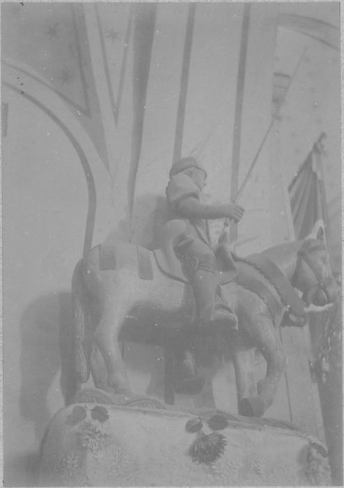 Statue équestre : Saint Georges