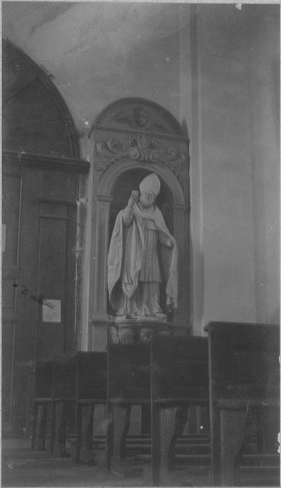 statue (grandeur nature) : Saint Thomas d'Aquin, vue générale