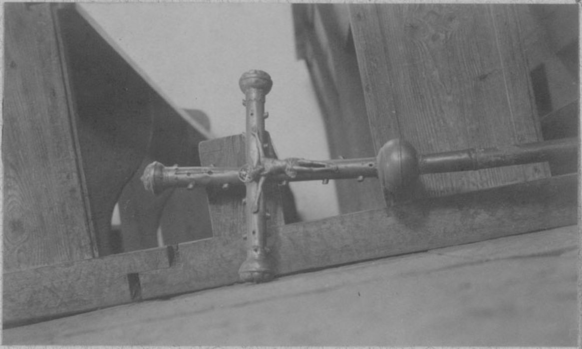 croix de procession, vue générale