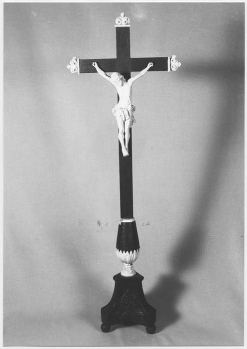 croix d'autel