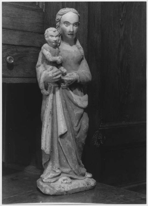 statue : Notre-Dame des étangs