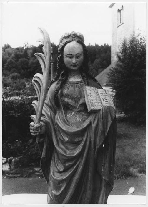 statue : sainte Cécile, vue partielle