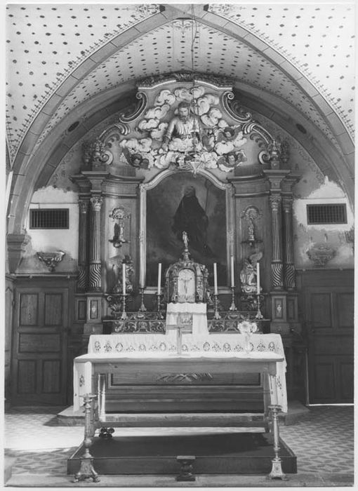 maître-autel, tabernacle, retable, statues : Anges adorateurs, tableau d'autel : saint Léonard