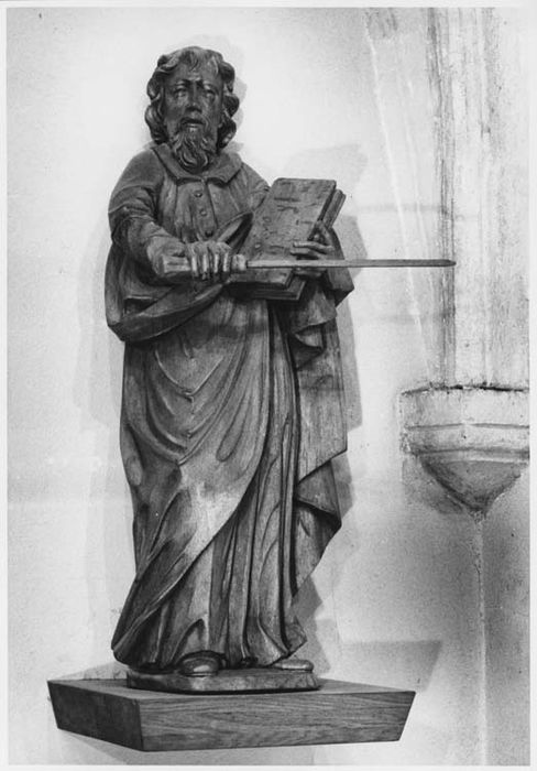 statue : saint Paul