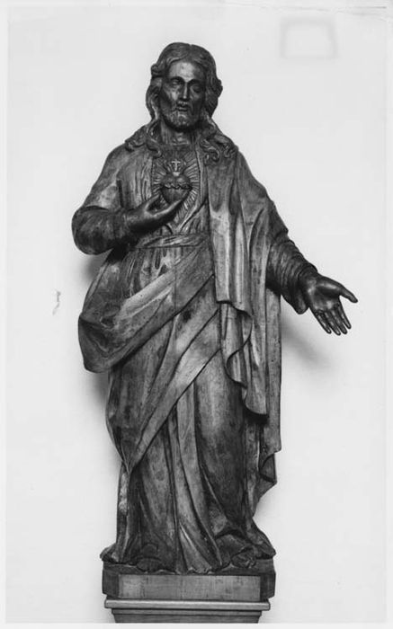 statue : Christ du Sacré-Coeur