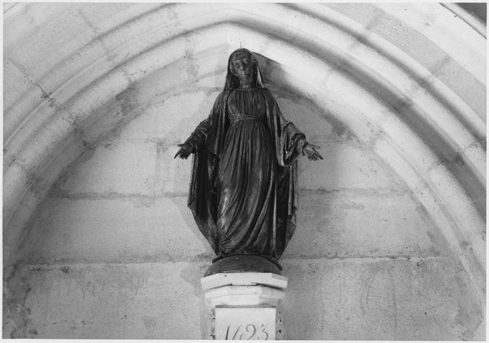 statue : Immaculée Conception