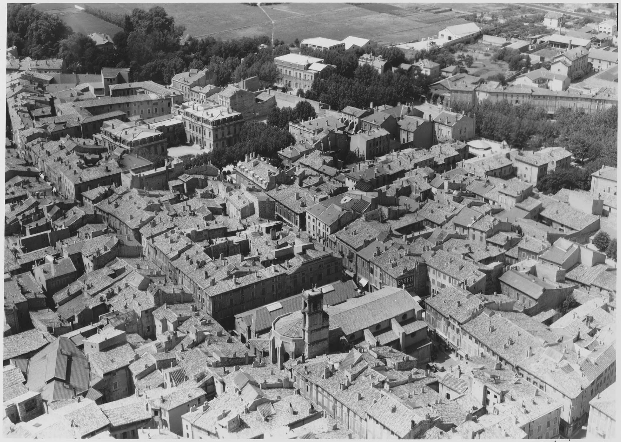 Quartier de la collégiale Sainte-Croix