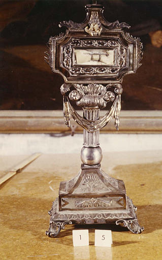 Reliquaire de la Sainte Epine orné d'éléments végétaux, de chérubins, d'une draperie et d'une couronne d'épines, argent et argent doré - © Ministère de la Culture (France), Médiathèque du patrimoine et de la photographie (objets mobiliers), tous droits réservés