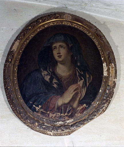 Tableau, cadre : 'La Vierge en prière', huile sur toile de forma ovale, dans un cadre en bois sculpté et doré - © Ministère de la Culture (France), Médiathèque du patrimoine et de la photographie (objets mobiliers), tous droits réservés