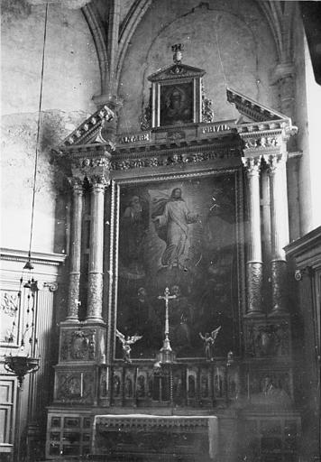 Retable, tableaux : 'La Transfiguration', 'Dieu le Père', retable architecturé à fronton triangulaire brisé, bois sculpté, doré