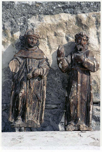 Statuettes (2) : éléments du tabernacle, deux saints personnages en bois sculpté, traces de polychromie