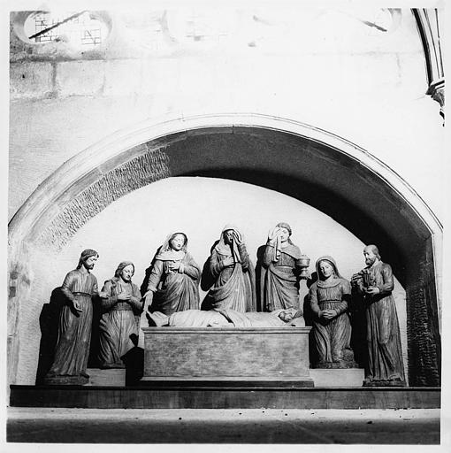 Statues (8) : 'La Mise au tombeau', bois sculpté, peint