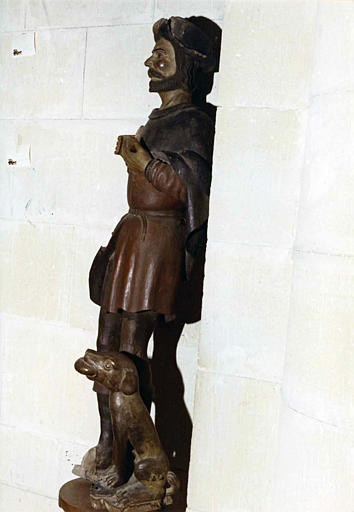 Groupe sculpté : 'Saint Roch', vue de profil gauche, bois sculpté, peint - © Ministère de la Culture (France), Médiathèque du patrimoine et de la photographie (objets mobiliers), tous droits réservés
