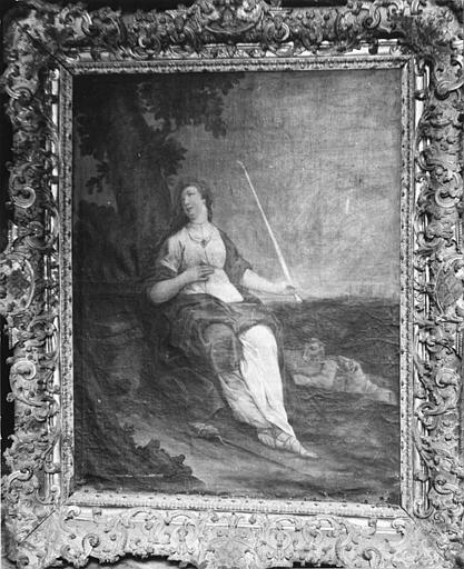 Cadre en bois sculpté de nombreux rinceaux et arabesques, doré - © Ministère de la Culture (France), Médiathèque du patrimoine et de la photographie (objets mobiliers), tous droits réservés