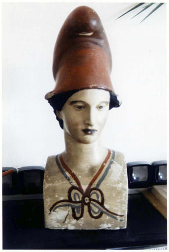 Buste de Marianne, plâtre peint, 1848 (face)