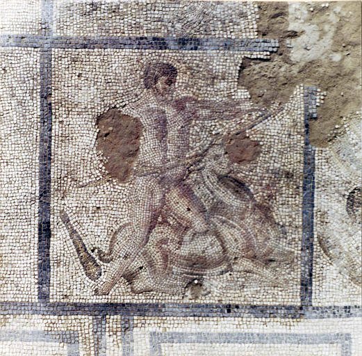 Mosaïque gallo-romaine : 'Capture de la biche de Cerynie', marbre