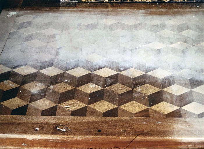 Degré d'autel en bois marqueté à décor de damier - © Ministère de la Culture (France), Médiathèque du patrimoine et de la photographie (objets mobiliers), tous droits réservés