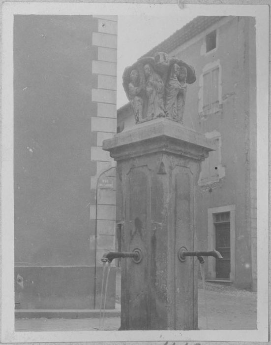 chapiteau - © Ministère de la Culture (France), Médiathèque du patrimoine et de la photographie, diffusion RMN-GP