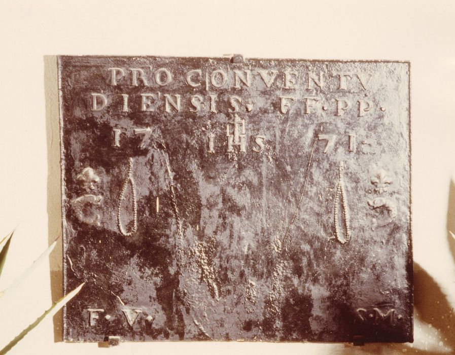 plaque de cheminée des dominicains - © Ministère de la Culture (France), Médiathèque du patrimoine et de la photographie, diffusion GrandPalaisRmn Photo