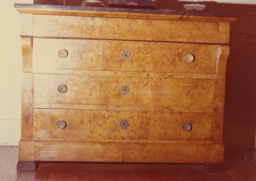 commode de la chambre du sous-préfet - © Ministère de la Culture (France), Médiathèque du patrimoine et de la photographie, diffusion GrandPalaisRmn Photo