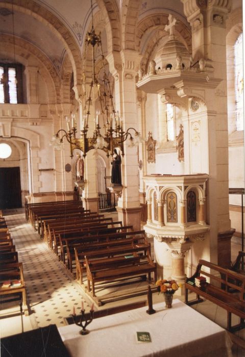 Peintures monumentales de la nef et des bas-côtés