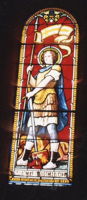 verrière du choeur : Saint Michel