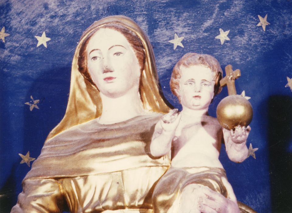 statue : Vierge à l'Enfant, vue partielle