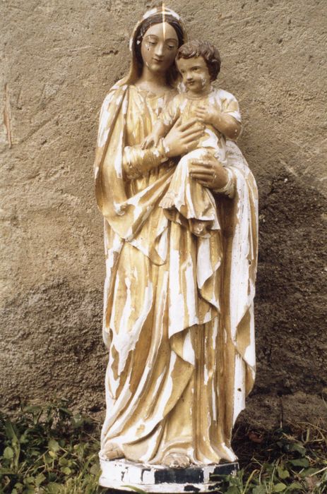 statue : Vierge à l'Enfant