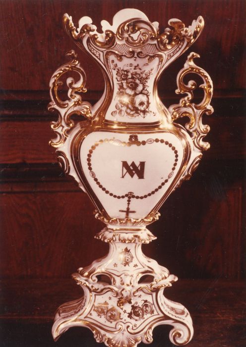 vase