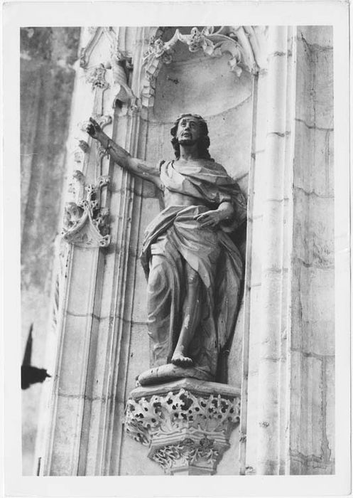 statue : Saint Jean-Baptiste