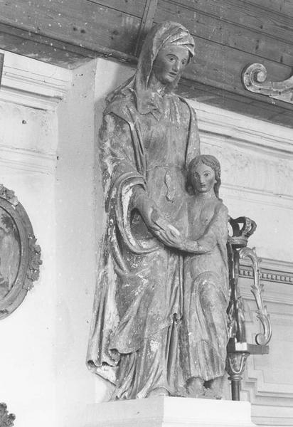 groupe sculpté : sainte Anne et la Vierge, vue générale
