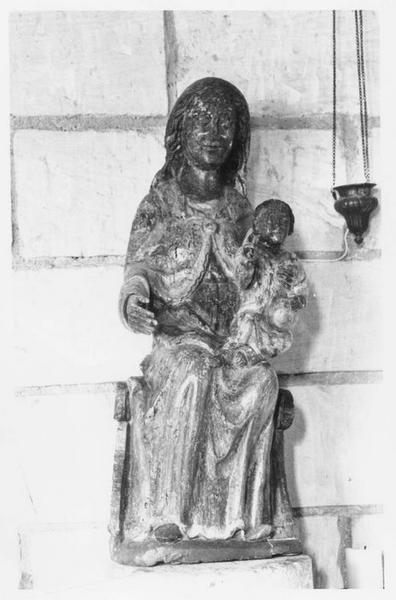 statue : Vierge à l'enfant, vue générale