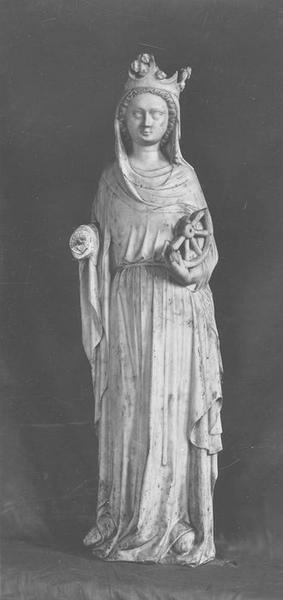 statuette : sainte Catherine, vue générale